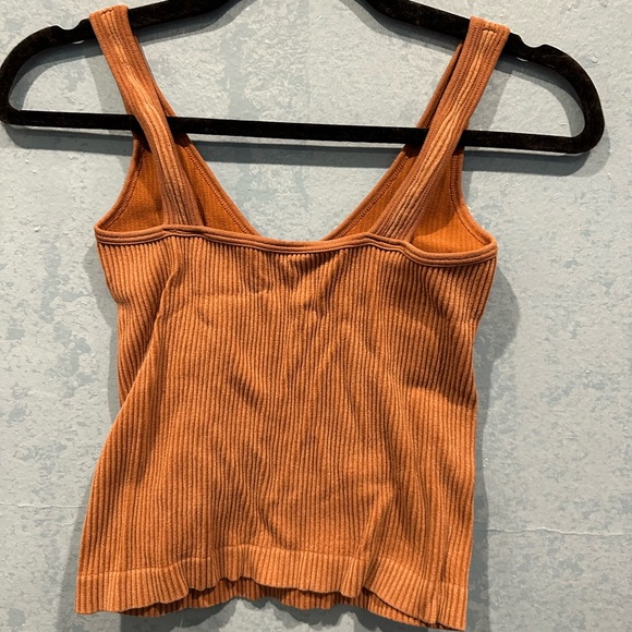 Aura Rust Ribbed Tank Top - Picture 2 of 3